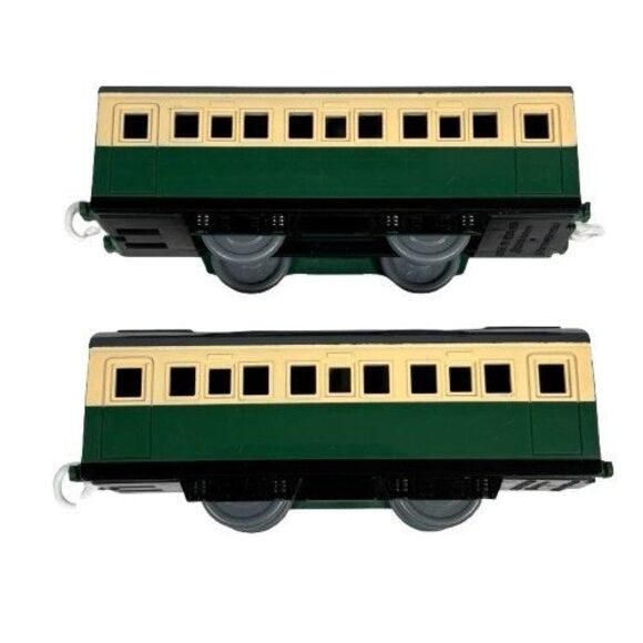 Thomas & Friends TOMY Trackmaster Gordons Green Express Coach Passenger Cars Set - Picture 3 of 11